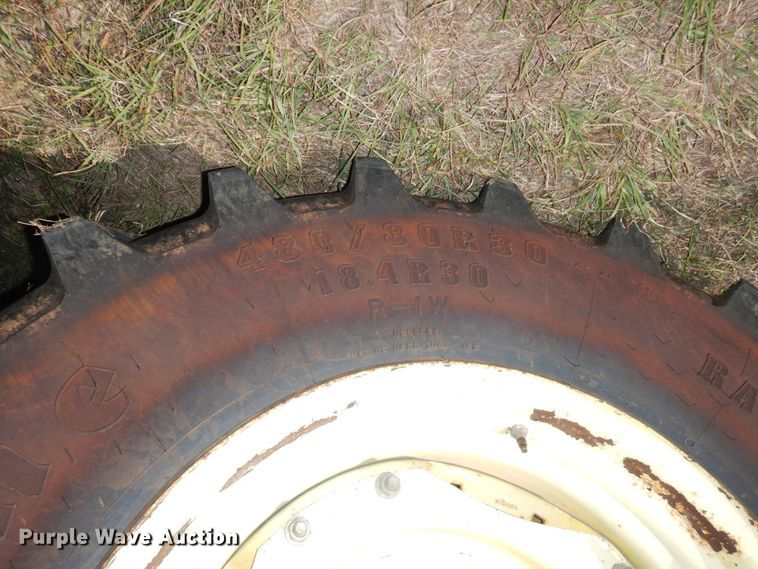 image for item DS1440 2006 John Deere 5425  MFWD tractor