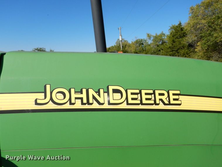 image for item DS1440 2006 John Deere 5425  MFWD tractor