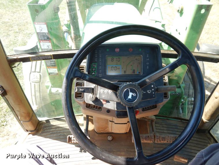 image for item DS1448 2001 John Deere 7210  MFWD tractor