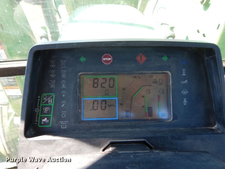 image for item DS1448 2001 John Deere 7210  MFWD tractor