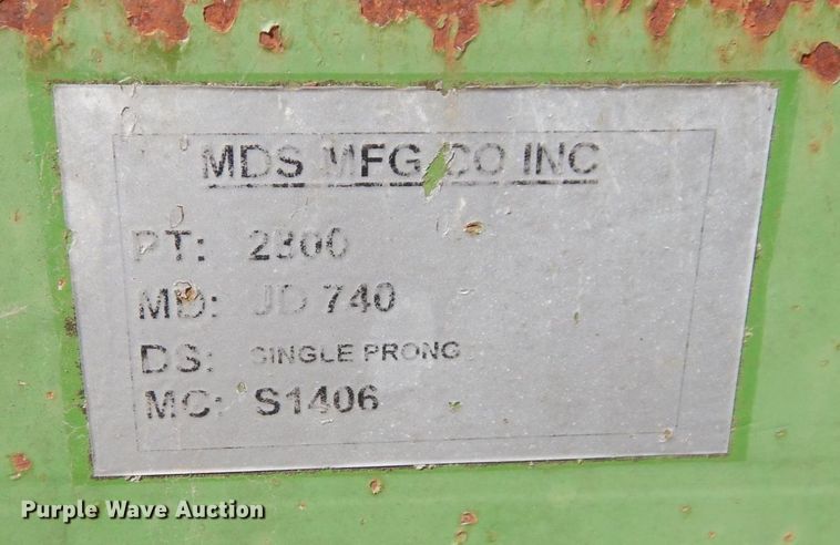 image for item DS1448 2001 John Deere 7210  MFWD tractor