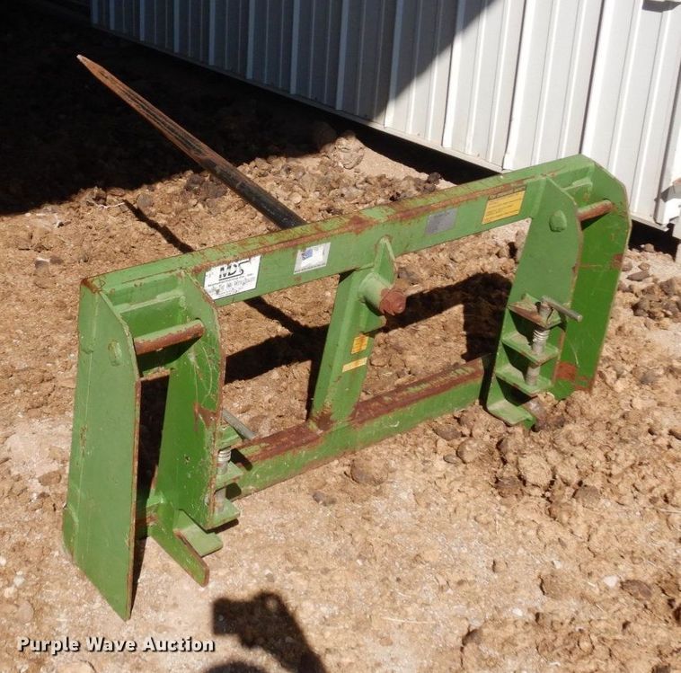 image for item DS1448 2001 John Deere 7210  MFWD tractor