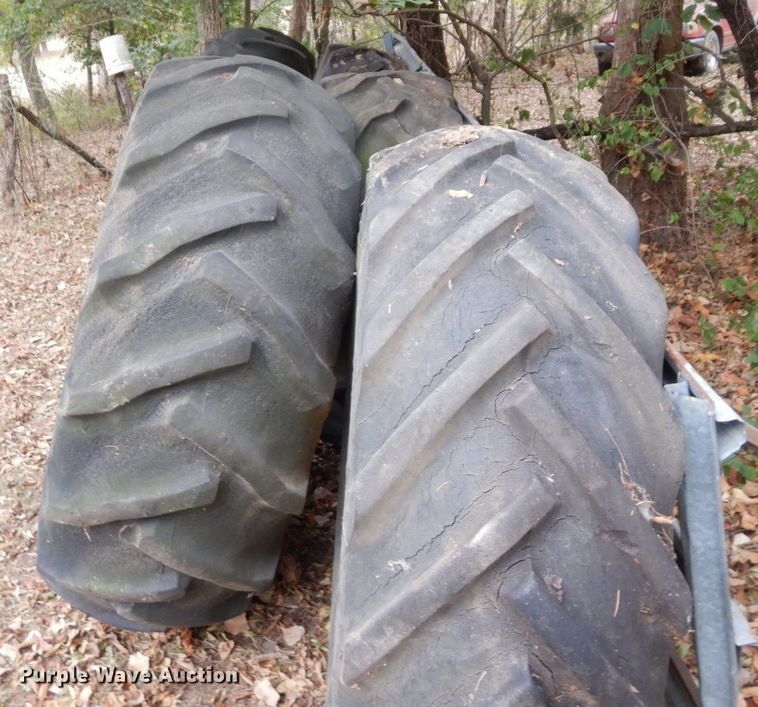 image for item DS1451 (5) tires and wheels