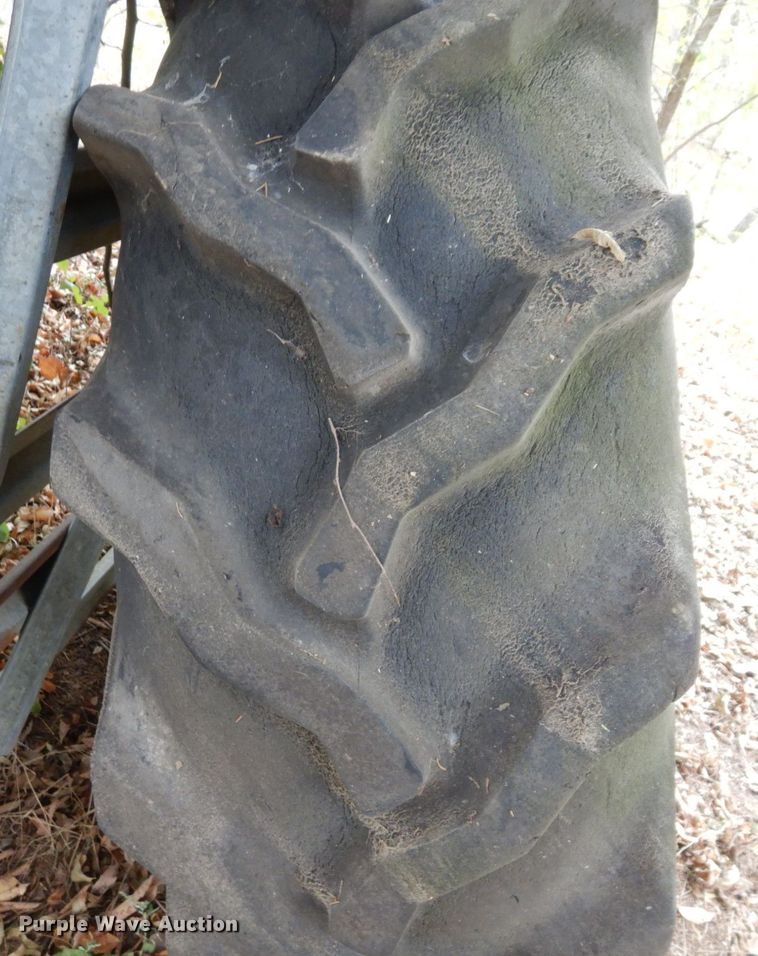 image for item DS1451 (5) tires and wheels