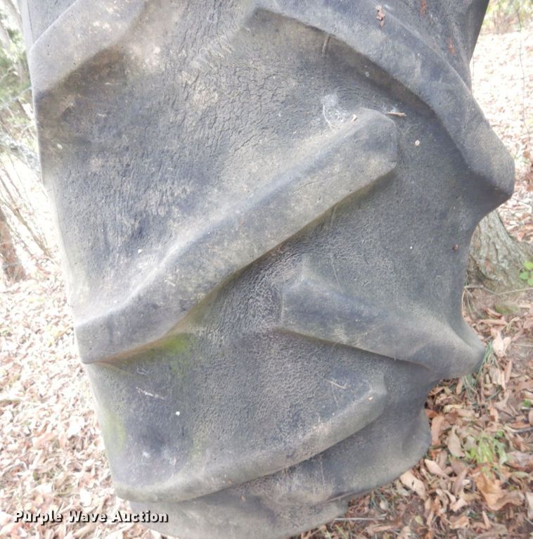 image for item DS1451 (5) tires and wheels