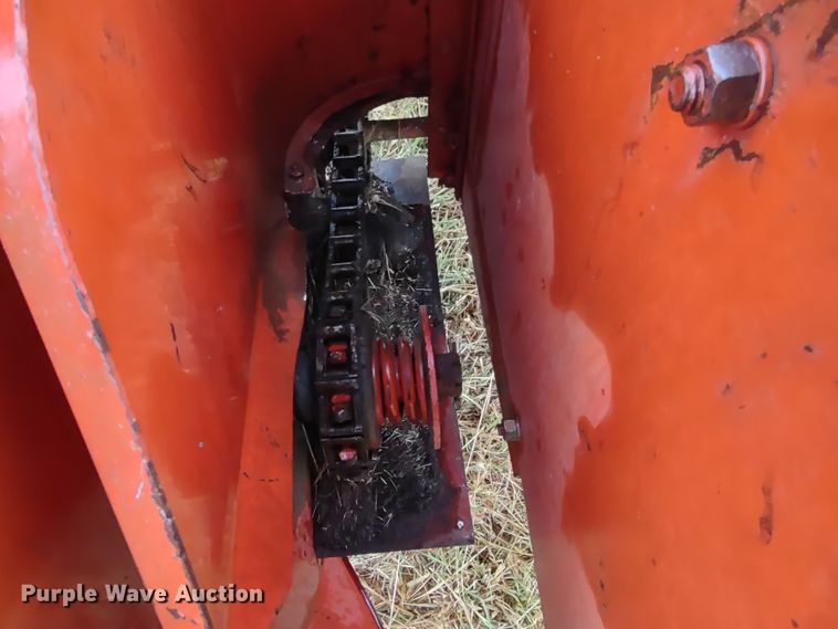 image for item DS1464 International 46  small square baler