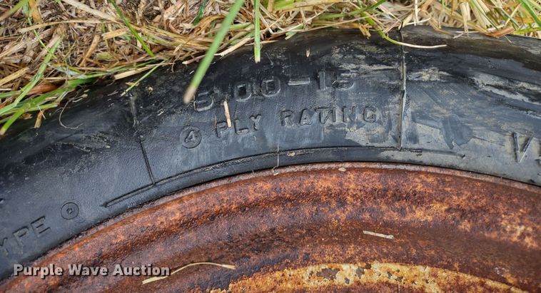 image for item DS1464 International 46  small square baler