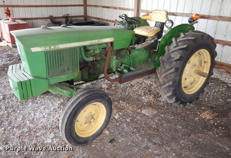 image for item DS1468 1966 John Deere 1020  tractor