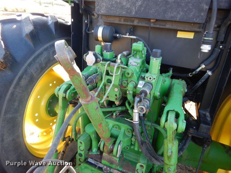image for item DS6283 2000 John Deere 6405  MFWD tractor