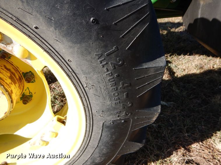 image for item DS6283 2000 John Deere 6405  MFWD tractor