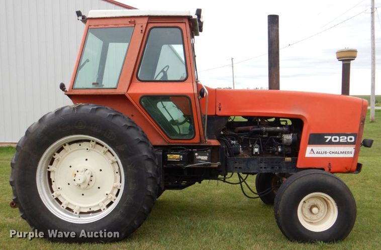 image for item DS8177 1978 Allis-Chalmers 7020  tractor