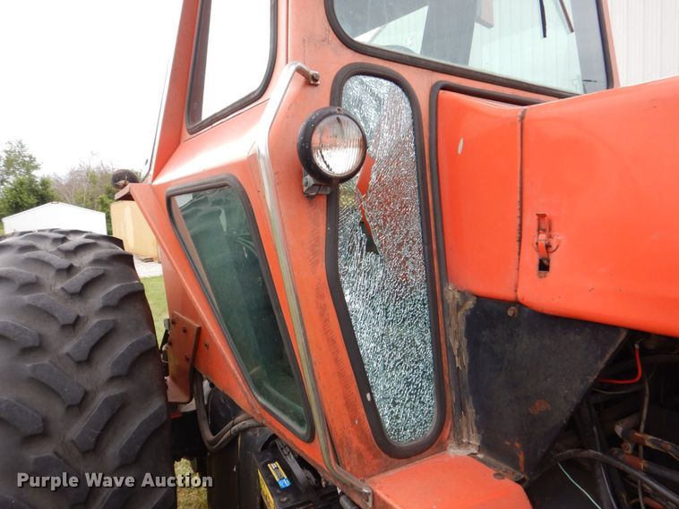 image for item DS8177 1978 Allis-Chalmers 7020  tractor