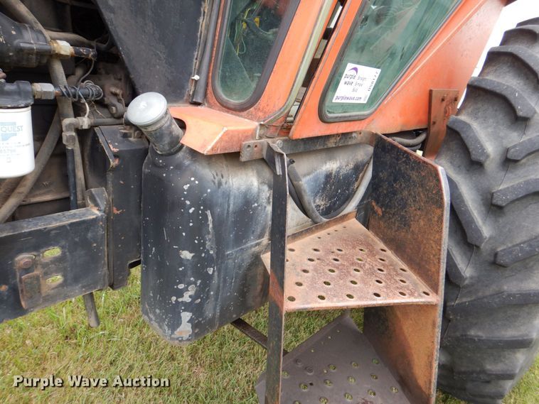 image for item DS8177 1978 Allis-Chalmers 7020  tractor