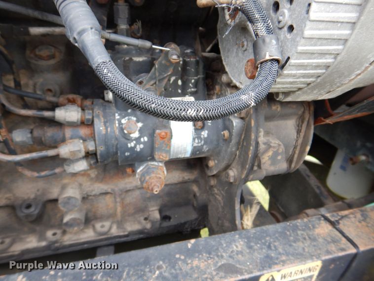 image for item DS8177 1978 Allis-Chalmers 7020  tractor