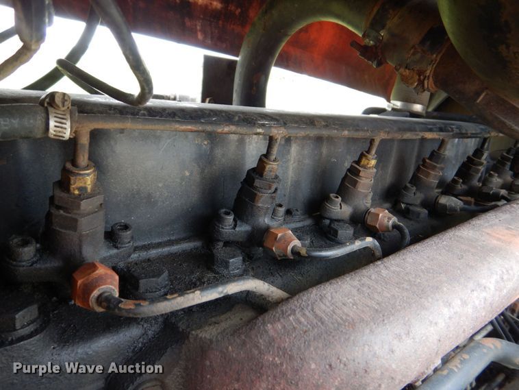 image for item DS8177 1978 Allis-Chalmers 7020  tractor