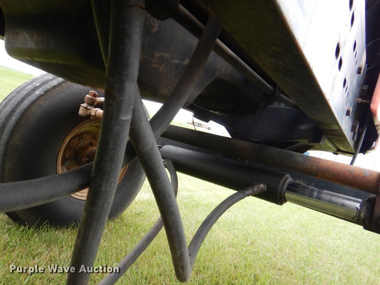 image for item DS8177 1978 Allis-Chalmers 7020  tractor