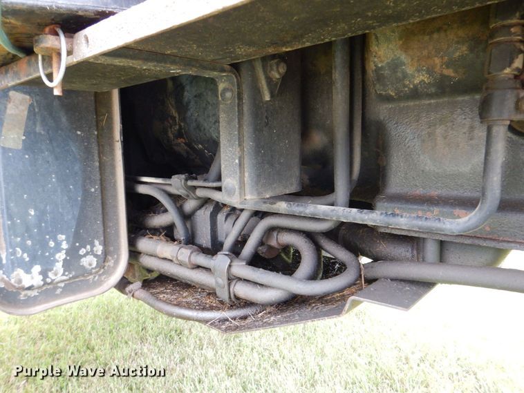 image for item DS8177 1978 Allis-Chalmers 7020  tractor