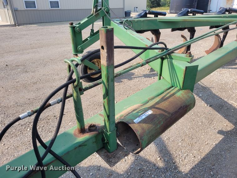 image for item FC9180 Blanchat 10  bottom plow
