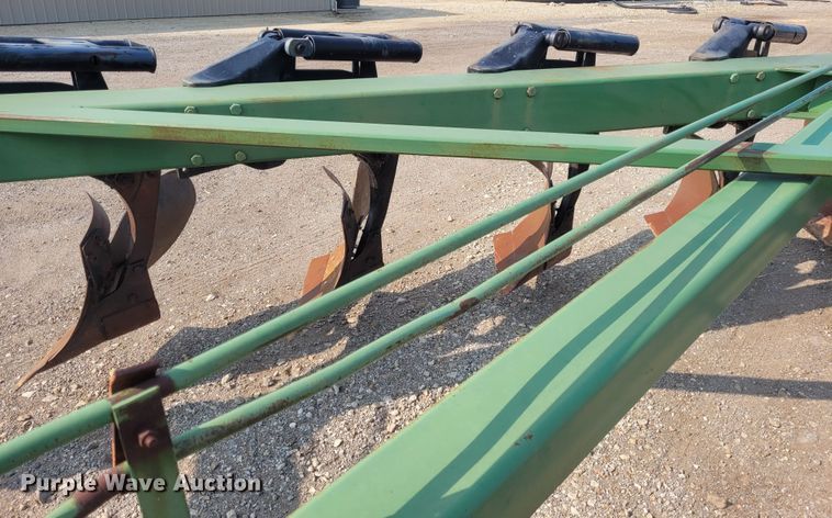 image for item FC9180 Blanchat 10  bottom plow