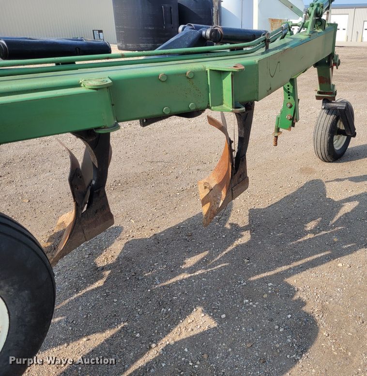 image for item FC9180 Blanchat 10  bottom plow