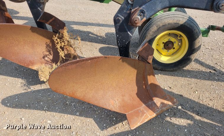 image for item FC9180 Blanchat 10  bottom plow