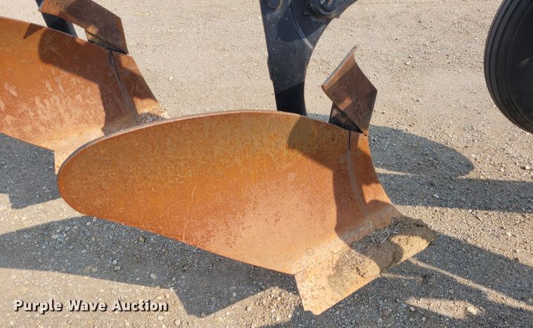 image for item FC9180 Blanchat 10  bottom plow