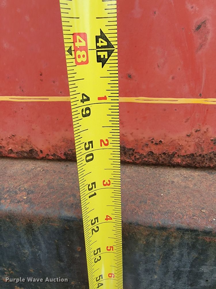 image for item HF9346 1975 Ford 700  grain truck