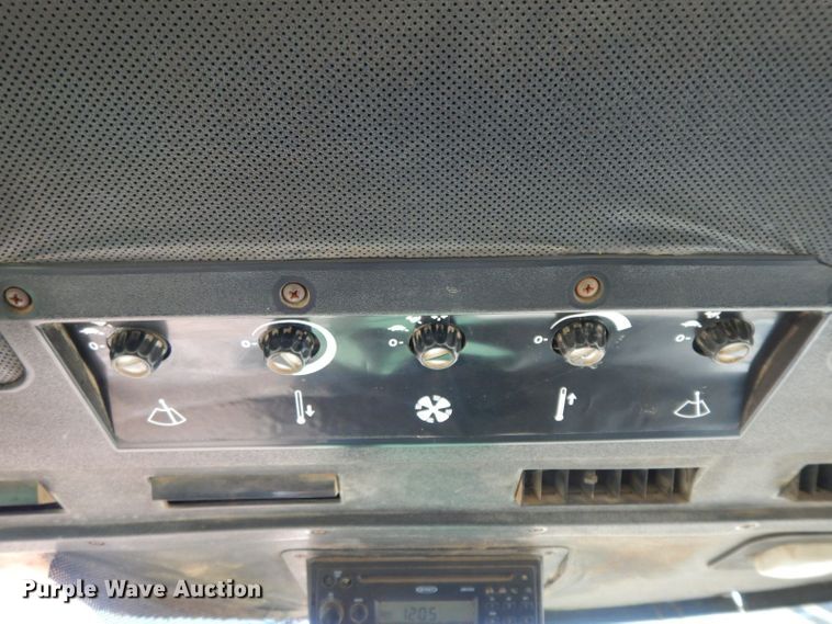 image for item HF9390 1980 John Deere 4840  tractor