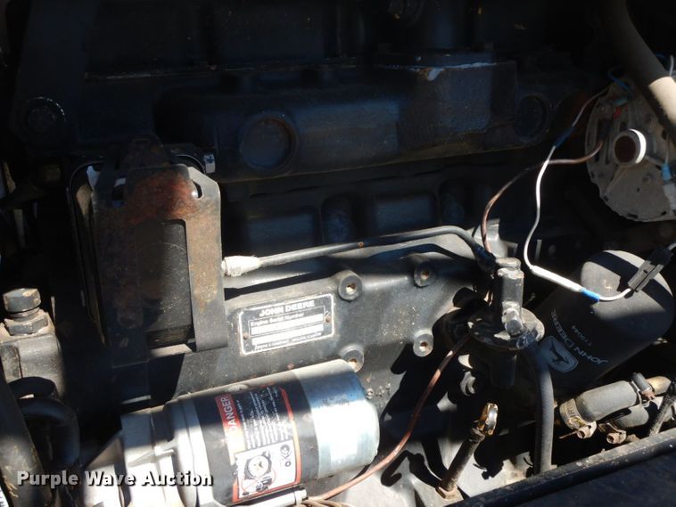 image for item HF9391 Willmar 745  sprayer