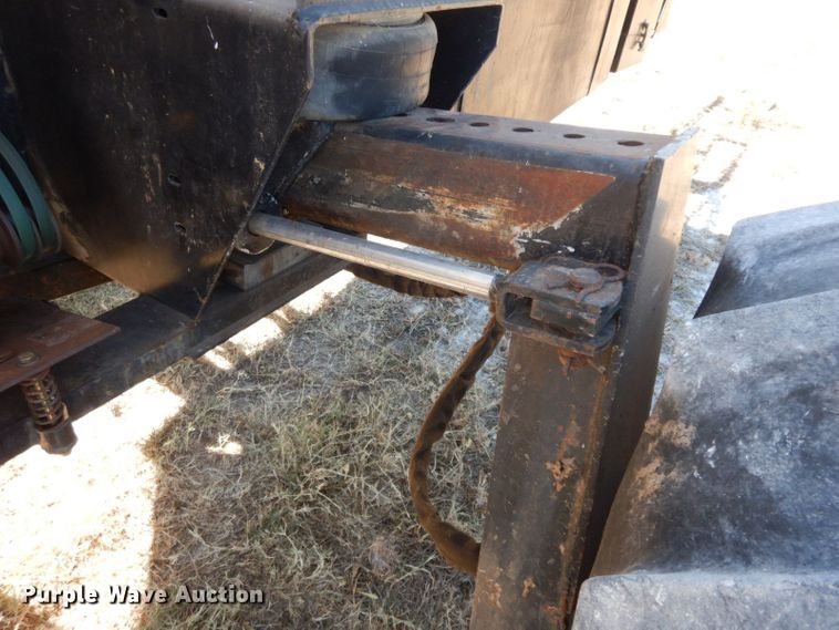 image for item HF9391 Willmar 745  sprayer