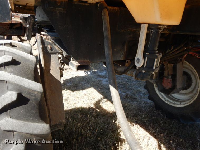 image for item HF9391 Willmar 745  sprayer