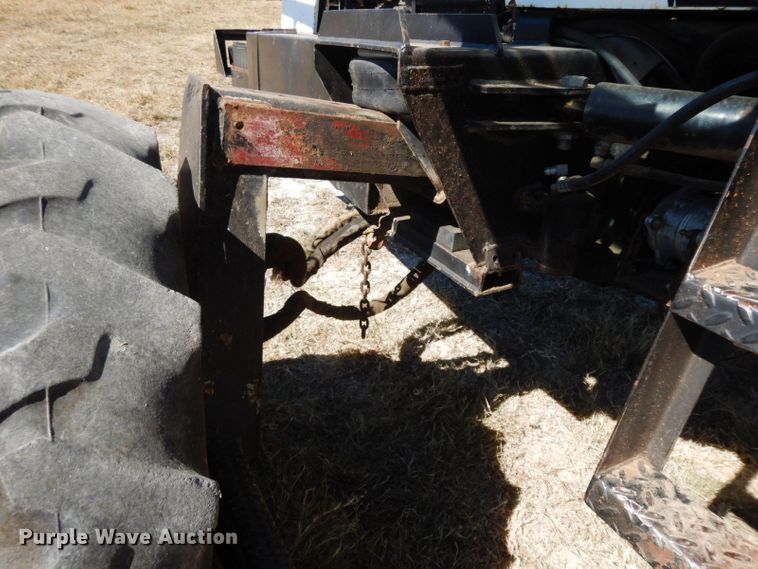 image for item HF9391 Willmar 745  sprayer