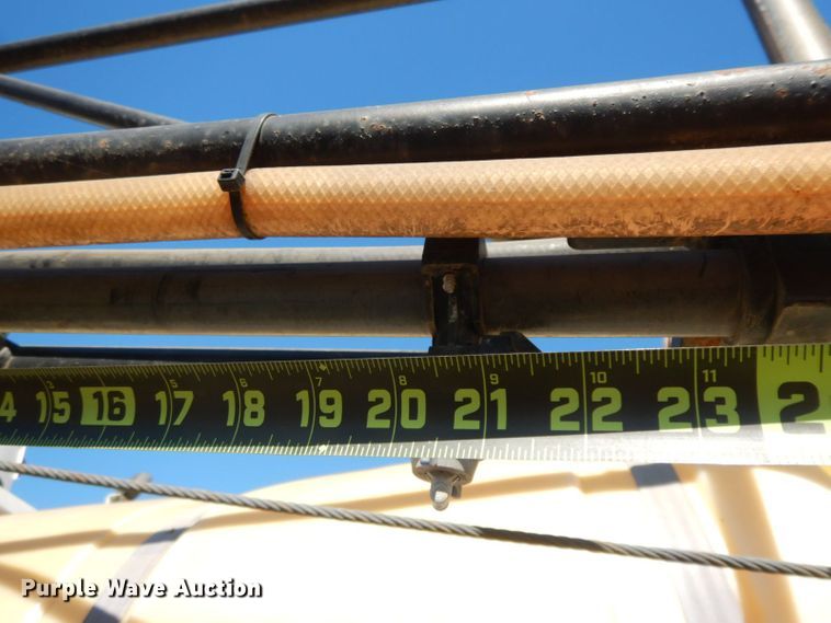 image for item HF9391 Willmar 745  sprayer