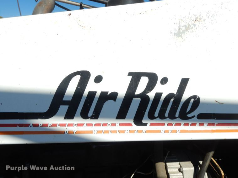 image for item HF9391 Willmar 745  sprayer