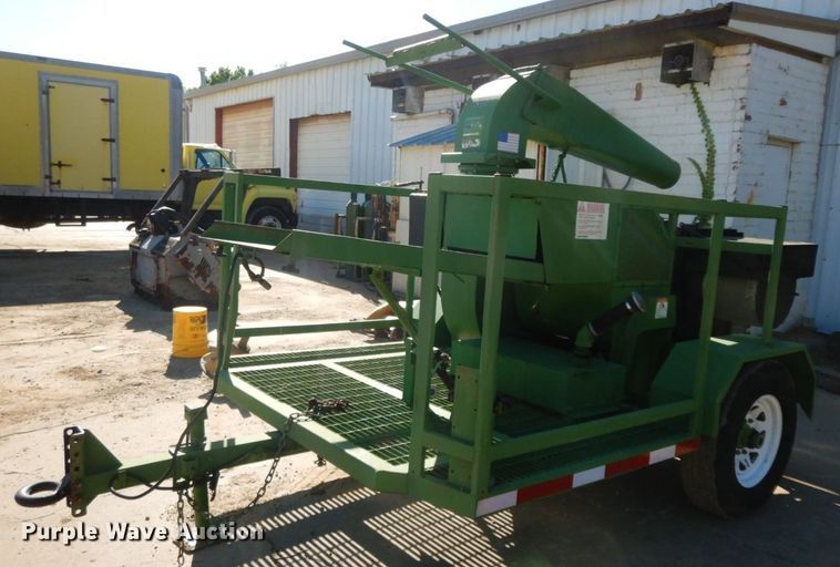 image for item HF9393 Straw blower