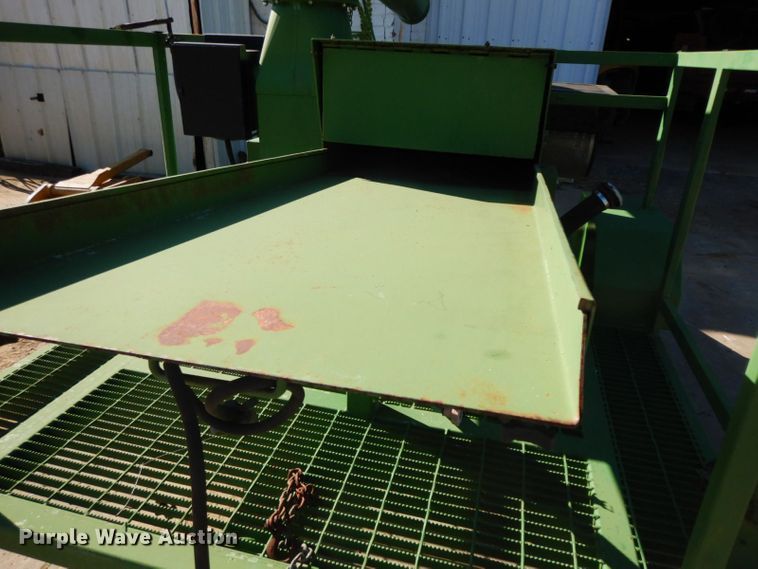 image for item HF9393 Straw blower