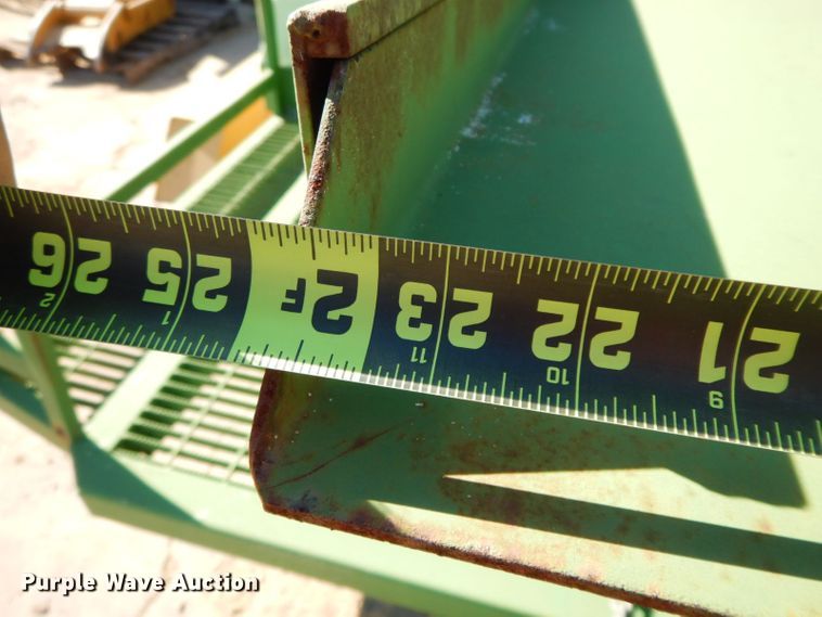 image for item HF9393 Straw blower