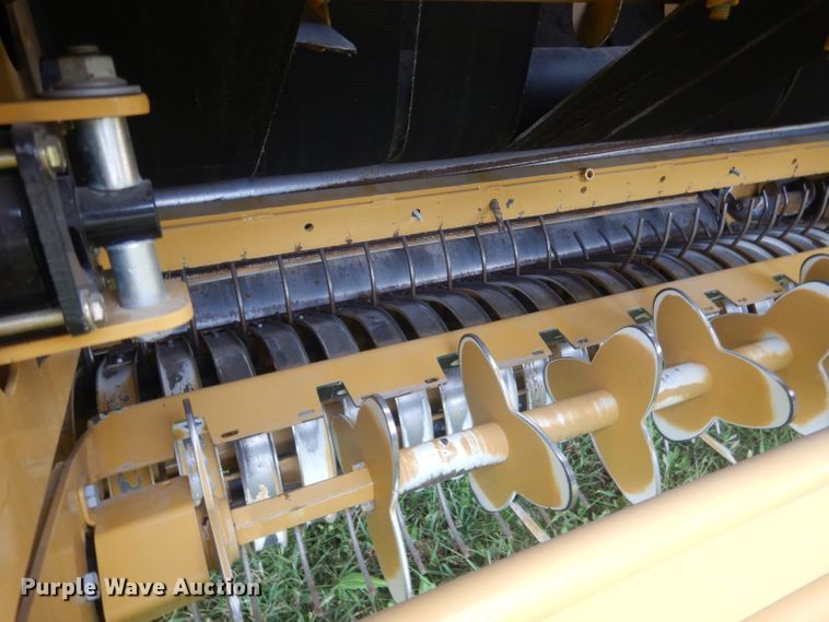 image for item HU9452 2021 Vermeer 605N Cornstalk Special  round baler