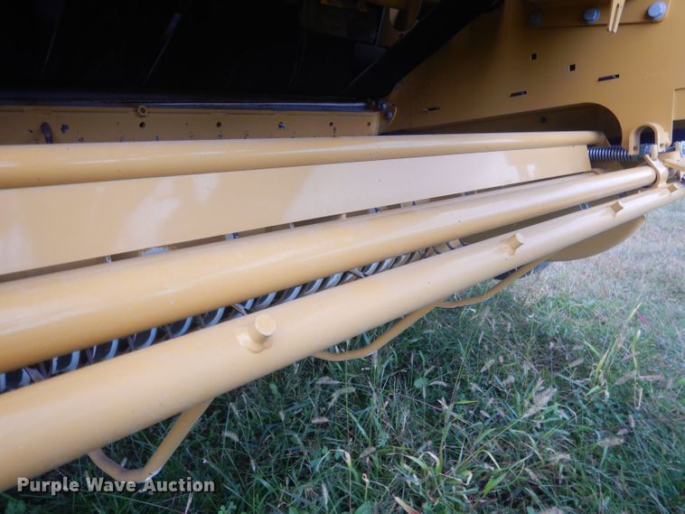 image for item HU9452 2021 Vermeer 605N Cornstalk Special  round baler
