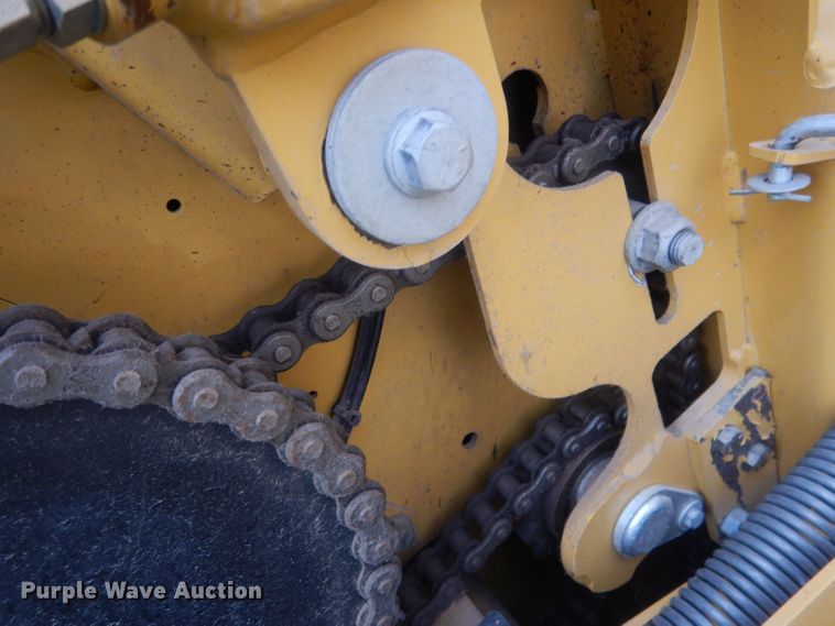 image for item HU9452 2021 Vermeer 605N Cornstalk Special  round baler