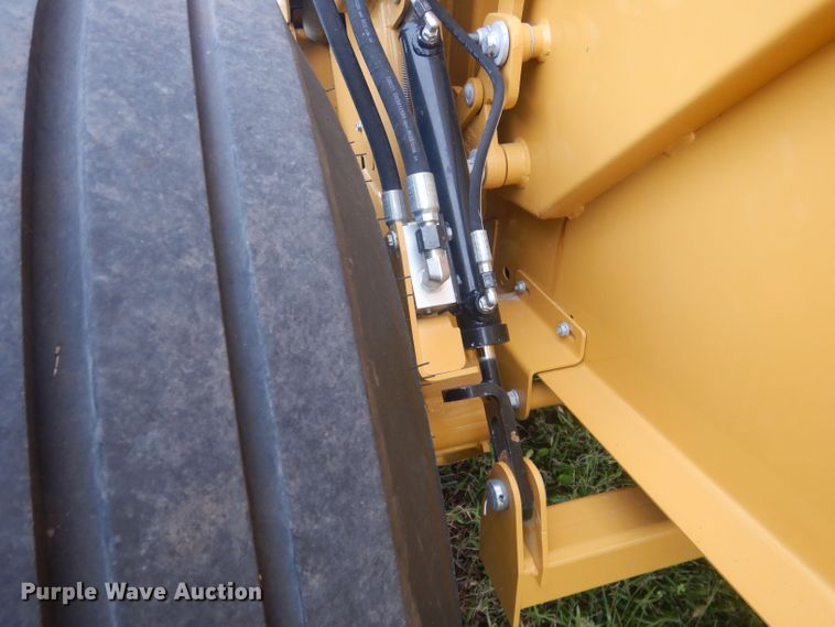 image for item HU9452 2021 Vermeer 605N Cornstalk Special  round baler