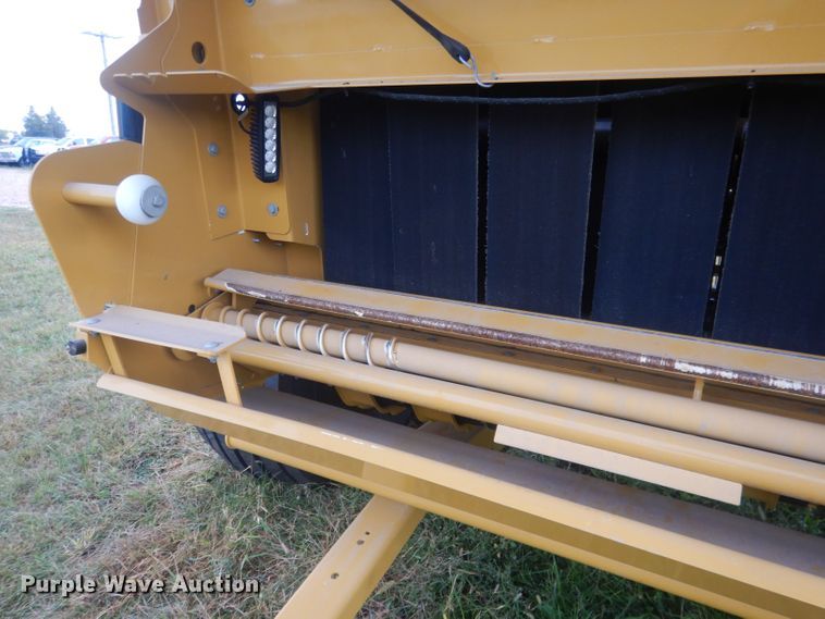 image for item HU9452 2021 Vermeer 605N Cornstalk Special  round baler