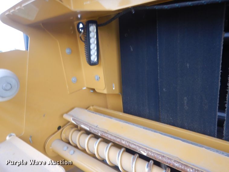 image for item HU9452 2021 Vermeer 605N Cornstalk Special  round baler