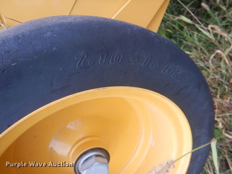 image for item HU9452 2021 Vermeer 605N Cornstalk Special  round baler