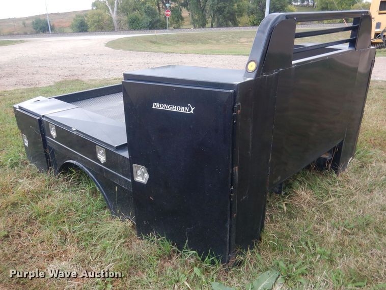 image for item HU9453 Pronghorn  flatbed