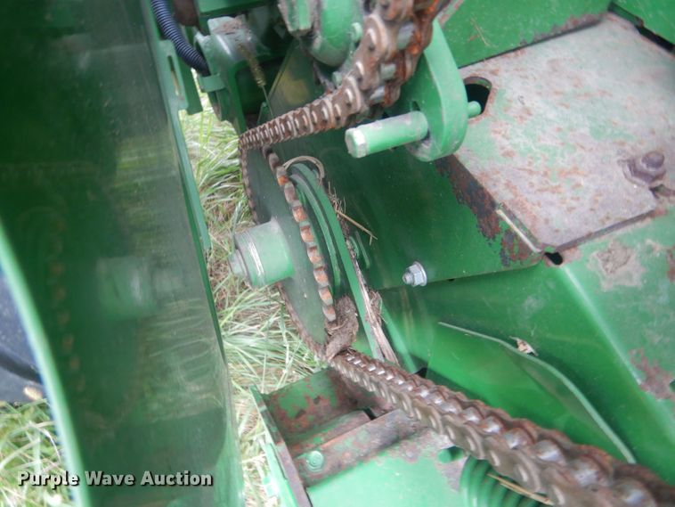 image for item HU9454 John Deere 569  round baler