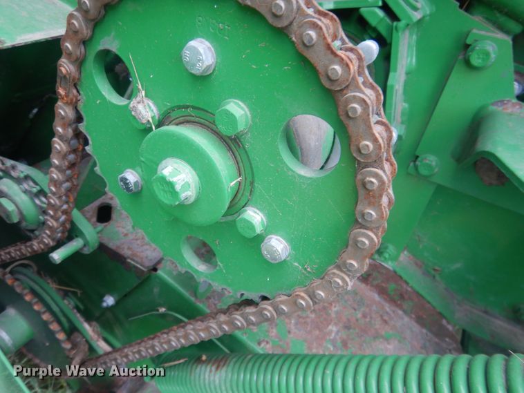 image for item HU9454 John Deere 569  round baler