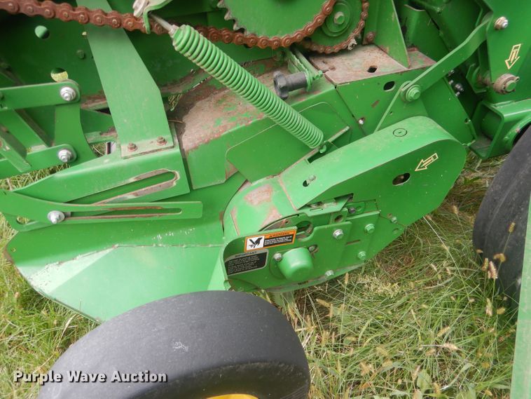 image for item HU9454 John Deere 569  round baler