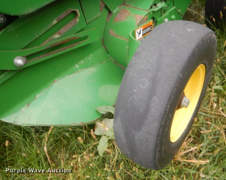 image for item HU9454 John Deere 569  round baler
