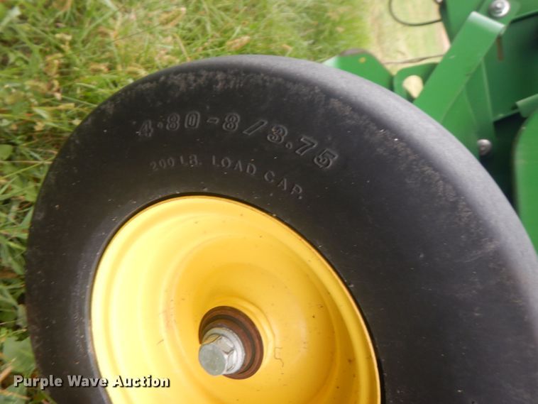 image for item HU9454 John Deere 569  round baler